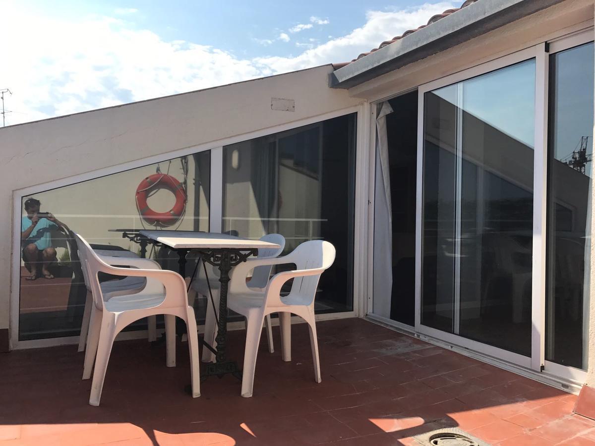 פלאמוס Apartaments Ample Port Marina מראה חיצוני תמונה